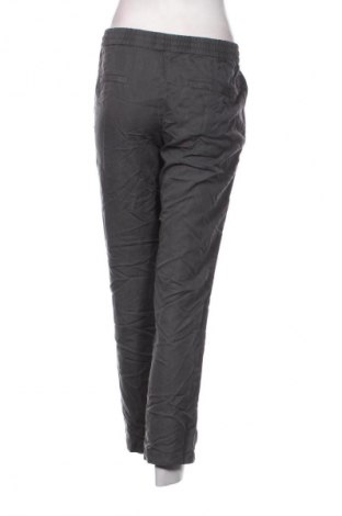 Pantaloni de femei Montego, Mărime M, Culoare Gri, Preț 62,99 Lei