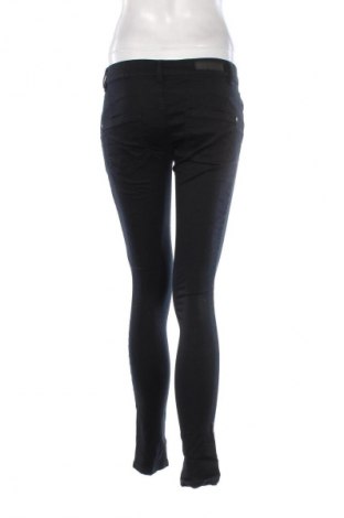 Pantaloni de femei ONLY, Mărime M, Culoare Negru, Preț 26,99 Lei