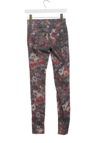 Pantaloni de femei ONLY, Mărime XS, Culoare Multicolor, Preț 22,99 Lei