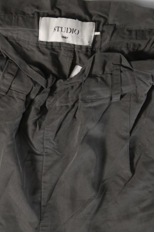 Damenhose ONLY, Größe M, Farbe Grün, Preis € 4,99