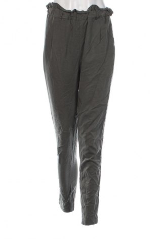 Damenhose ONLY, Größe M, Farbe Grün, Preis € 4,49