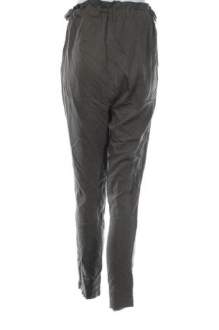 Damenhose ONLY, Größe M, Farbe Grün, Preis € 4,99