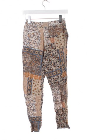 Pantaloni de femei ONLY, Mărime XS, Culoare Multicolor, Preț 28,99 Lei