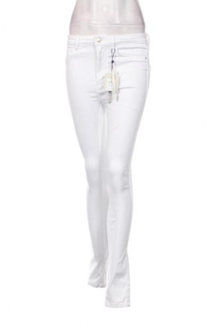 Pantaloni de femei ONLY, Mărime M, Culoare Alb, Preț 119,01 Lei