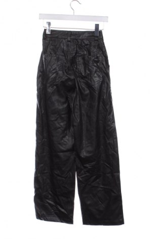 Pantaloni de femei Perfect Stranger, Mărime XXS, Culoare Negru, Preț 60,99 Lei