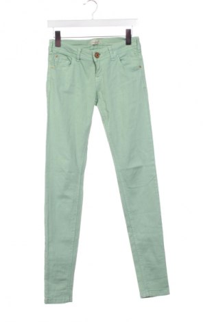 Pantaloni de femei Pull&Bear, Mărime M, Culoare Verde, Preț 38,99 Lei