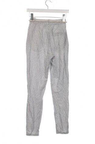 Pantaloni de femei Pull&Bear, Mărime XS, Culoare Multicolor, Preț 48,99 Lei