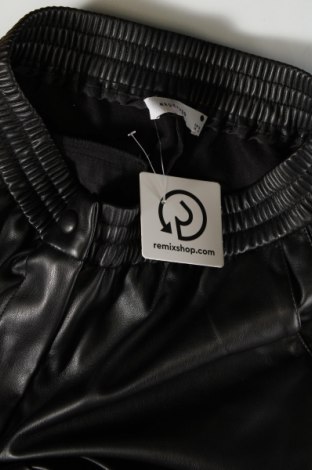 Damenhose Reserved, Größe S, Farbe Schwarz, Preis € 6,99