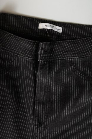 Pantaloni de femei Reserved, Mărime S, Culoare Negru, Preț 40,99 Lei