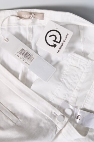 Pantaloni de femei Stefanel, Mărime XL, Culoare Alb, Preț 286,99 Lei