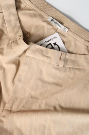 Damenhose Stradivarius, Größe M, Farbe Beige, Preis € 6,49