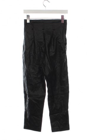 Pantaloni de femei Stradivarius, Mărime XS, Culoare Negru, Preț 38,99 Lei