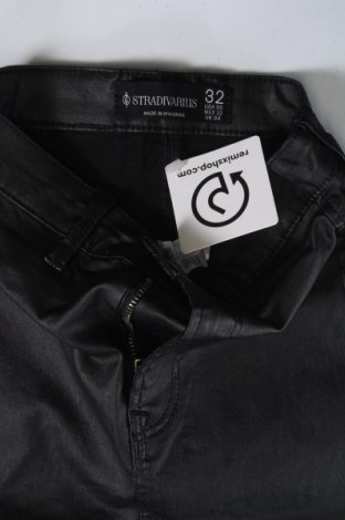 Pantaloni de femei Stradivarius, Mărime XXS, Culoare Negru, Preț 44,99 Lei