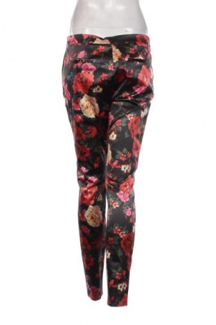 Pantaloni de femei Suite Blanco, Mărime M, Culoare Multicolor, Preț 46,99 Lei