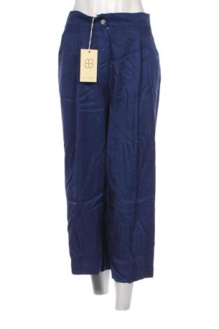 Pantaloni de femei True Royal, Mărime M, Culoare Albastru, Preț 430,99 Lei