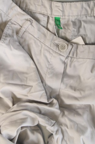 Pantaloni de femei United Colors Of Benetton, Mărime XS, Culoare Gri, Preț 21,99 Lei