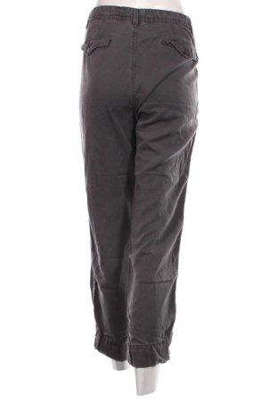 Pantaloni de femei United Colors Of Benetton, Mărime XL, Culoare Gri, Preț 104,59 Lei