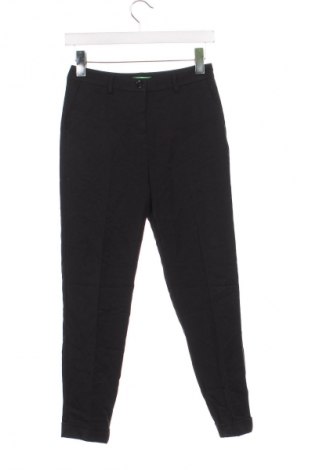 Pantaloni de femei United Colors Of Benetton, Mărime XXS, Culoare Negru, Preț 67,99 Lei