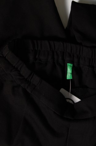 Pantaloni de femei United Colors Of Benetton, Mărime M, Culoare Negru, Preț 33,99 Lei