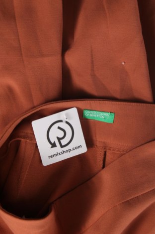 Pantaloni de femei United Colors Of Benetton, Mărime XS, Culoare Portocaliu, Preț 54,99 Lei