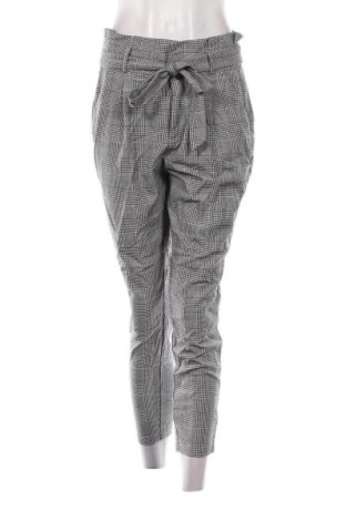 Pantaloni de femei Vero Moda, Mărime M, Culoare Gri, Preț 26,99 Lei