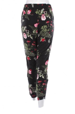 Pantaloni de femei Vero Moda, Mărime L, Culoare Multicolor, Preț 44,99 Lei