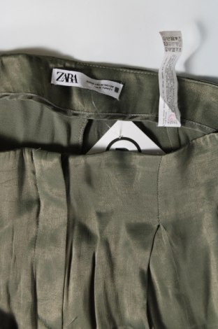 Дамски панталон Zara, Размер M, Цвят Зелен, Цена 12,49 лв.