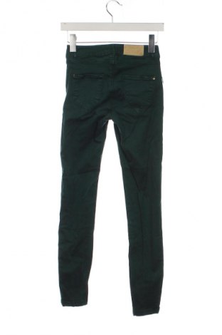 Pantaloni de femei Zara, Mărime XS, Culoare Verde, Preț 22,99 Lei