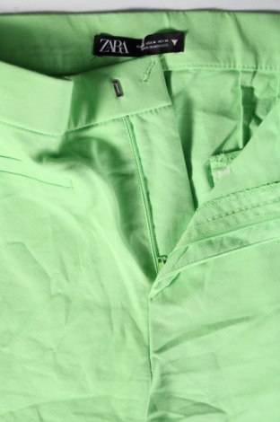 Pantaloni de femei Zara, Mărime M, Culoare Verde, Preț 88,99 Lei