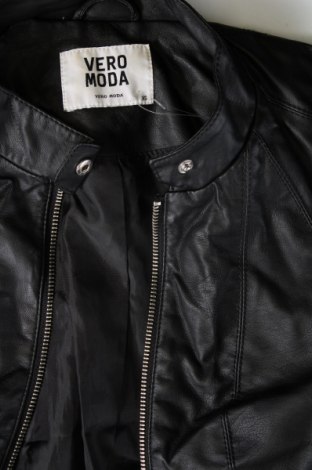 Дамско кожено яке Vero Moda, Размер XS, Цвят Черен, Цена 26,99 лв.