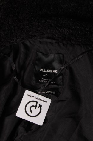 Damski płaszcz Pull&Bear, Rozmiar M, Kolor Czarny, Cena 126,99 zł