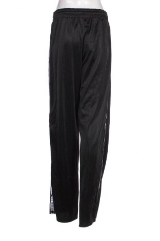 Pantaloni trening de femei Kikiriki, Mărime XL, Culoare Negru, Preț 48,99 Lei