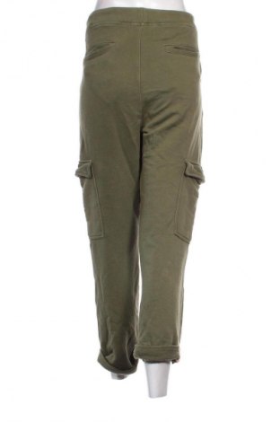 Pantaloni trening de femei NA-KD, Mărime S, Culoare Verde, Preț 111,99 Lei