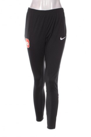 Pantaloni trening de femei Nike, Mărime S, Culoare Negru, Preț 179,31 Lei