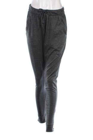 Pantaloni trening de femei Nike, Mărime M, Culoare Gri, Preț 134,99 Lei