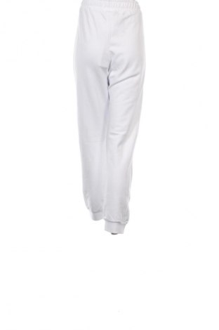 Pantaloni trening de femei OMC, Mărime XL, Culoare Alb, Preț 244,99 Lei