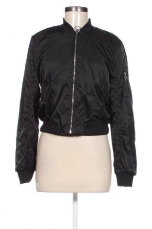 Geacă de femei Pull&Bear, Mărime M, Culoare Negru, Preț 157,99 Lei