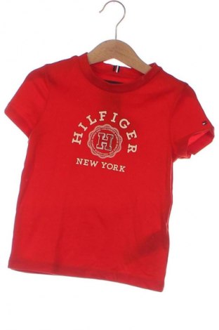 Детска тениска Tommy Hilfiger, Размер 2-3y/ 98-104 см, Цвят Червен, Цена 32,49 лв.