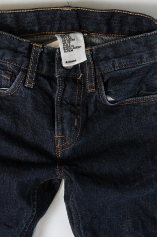 Kinderjeans H&M, Größe 2-3y/ 98-104 cm, Farbe Blau, Preis € 15,99