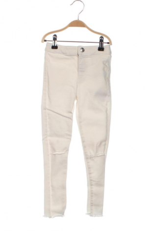 Kinderjeans Zara, Größe 4-5y/ 110-116 cm, Farbe Weiß, Preis € 4,49