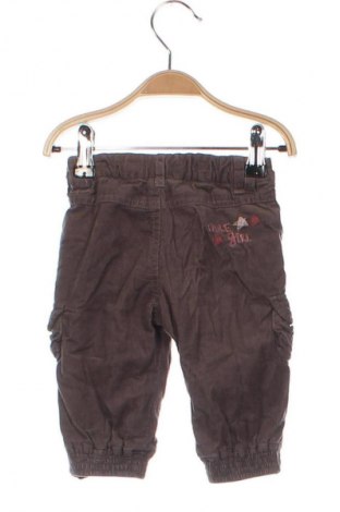 Kinder Cordhose Zara, Größe 6-9m/ 68-74 cm, Farbe Aschrosa, Preis € 1,99