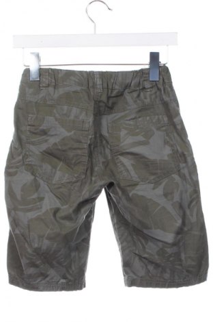 Kinder Shorts Chapter, Größe 10-11y/ 146-152 cm, Farbe Grün, Preis 3,99 €