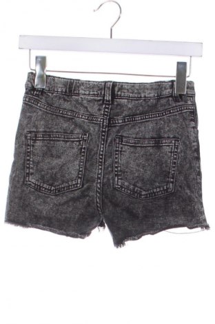 Kinder Shorts H&M, Größe 11-12y/ 152-158 cm, Farbe Grau, Preis 4,99 €