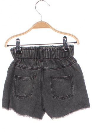 Kinder Shorts Zara, Größe 3-4y/ 104-110 cm, Farbe Grau, Preis 7,50 €