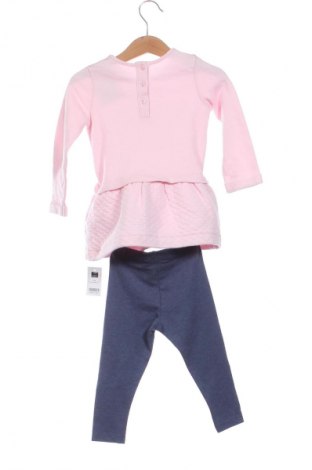 Set pentru copii Dunnes, Mărime 6-9m/ 68-74 cm, Culoare Multicolor, Preț 49,99 Lei