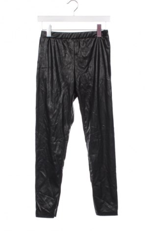 Pantaloni pentru copii LC Waikiki, Mărime 12-13y/ 158-164 cm, Culoare Negru, Preț 24,99 Lei