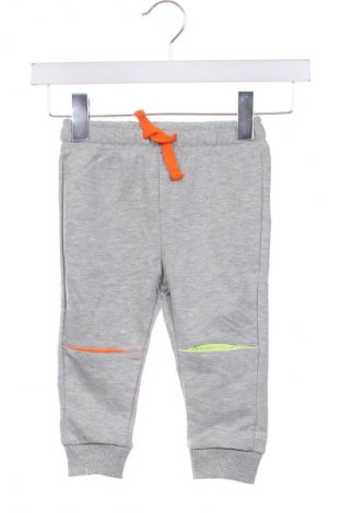 Pantaloni de trening, pentru copii LC Waikiki, Mărime 12-18m/ 80-86 cm, Culoare Gri, Preț 33,99 Lei