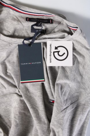 Pánské tričko  Tommy Hilfiger, Velikost XXL, Barva Šedá, Cena  895,00 Kč