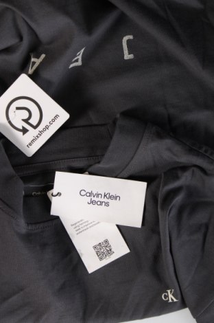 Pánske tričko  Calvin Klein Jeans, Veľkosť XS, Farba Sivá, Cena  46,95 €