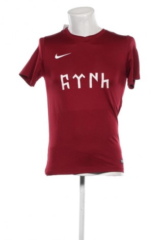 Tricou de bărbați Nike, Mărime S, Culoare Roșu, Preț 71,99 Lei